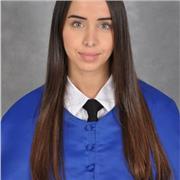 Graduada en Biología y futura estudiante del máster de educación. Comprometida y paciente